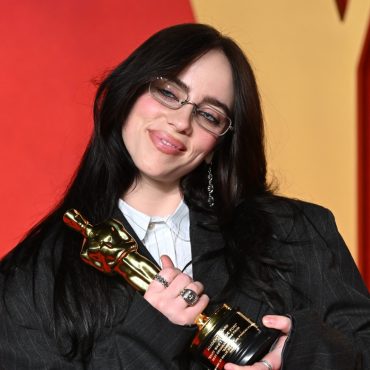 Billie Eilish debuts new track snippet