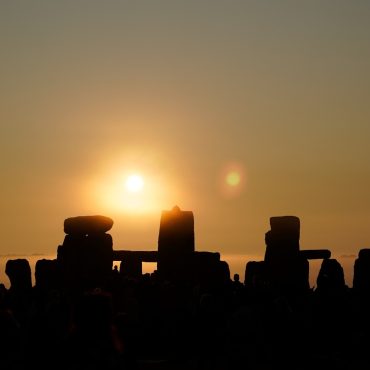 Unesco propose adding Stonehenge to world heritage danger list