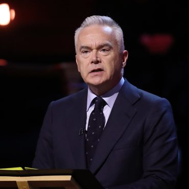 Huw Edwards paid more than 475000 by BBC before resignation