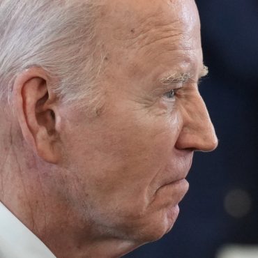 President Biden tests positive for Covid 19