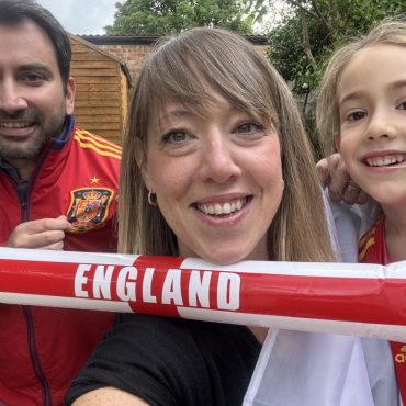 Anglo Spanish couples tense but fun watching Euros final together