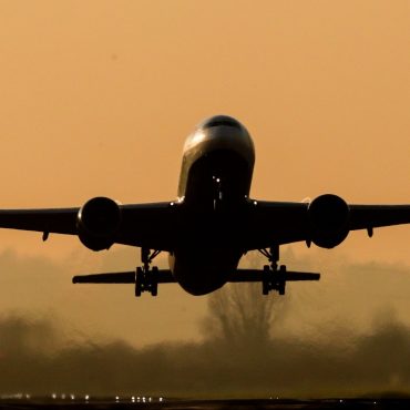 More than a third of major airports raise drop off fees