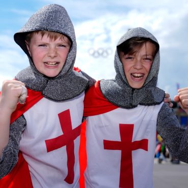 England fans descend on streets and bars after Southgates rallying cry