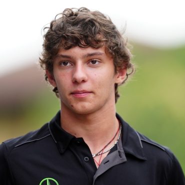 Kimi Antonelli named as Lewis Hamiltons replacement at Mercedes