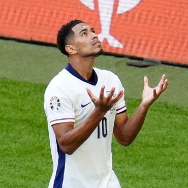 Injured Jude Bellingham could miss start of Englands Nations League campaign