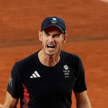 A true British great Prime Minister leads tributes to Andy Murray