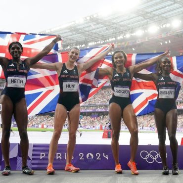 Silver for Team GB womens 4x100m relay team