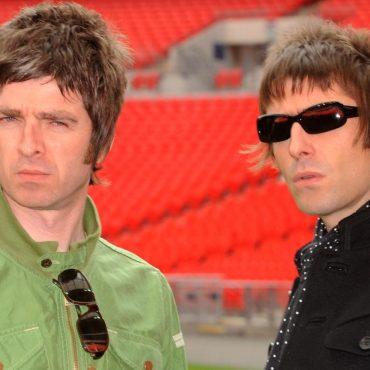 Oasis pre sale tickets are being relisted for up to 10578 on unofficial reselling websites