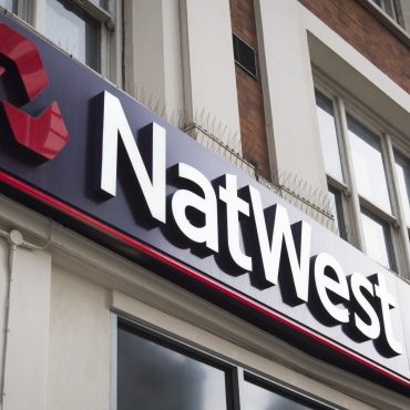 NatWest apologises after banking app goes down