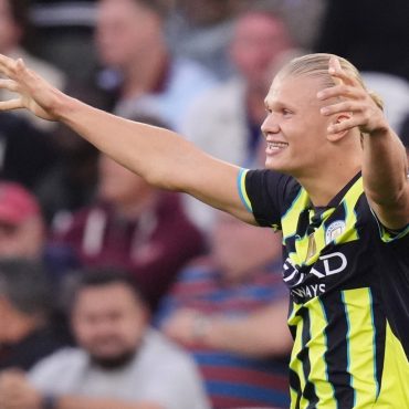 Erling Haalands eighth Premier League hat trick fires Man City to West Ham win