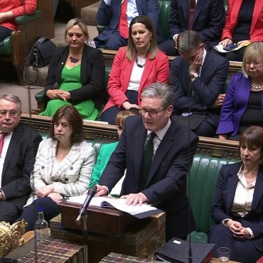 Starmer apologises for Grenfell fire saying state failed to protect families