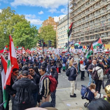 Arrests made as tens of thousands of pro Palestinian protesters gather in London