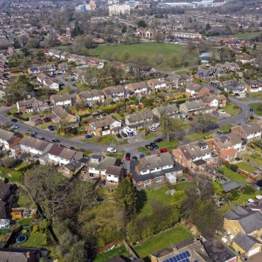 UK banks to shed light on consumer confidence as cheaper mortgages hit market