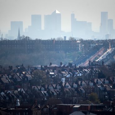 Air pollution hits 20 year low but public health risks remain