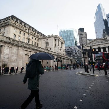 UK interest rates held at 45 as Bank warns over US tariff uncertainty