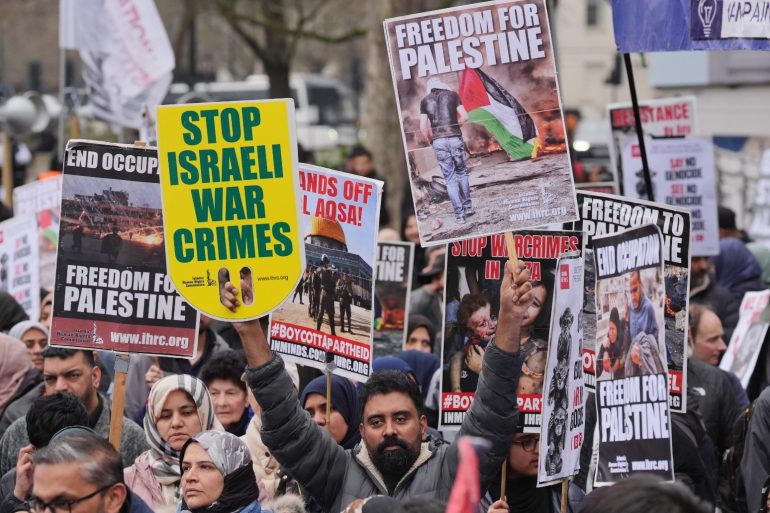 Police to be given greater powers to stop protests near places of worship