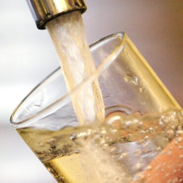 Not Drinking Enough Water Causes Greater Biological Response To Stress  Study
