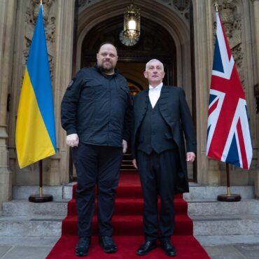 UK Sanctions Russias Largest Oil Companies In Latest Package Amid Ukraine War