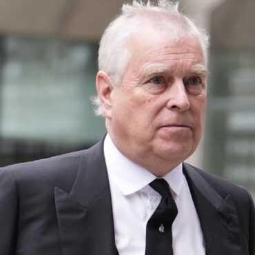 Royals Face Further Embarrassment As Virginia Giuffres Memoir To Go On Sale