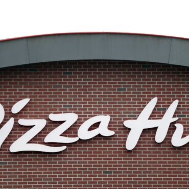 Pizza Hut To Shut 68 UK Restaurants After Hiring Administrators
