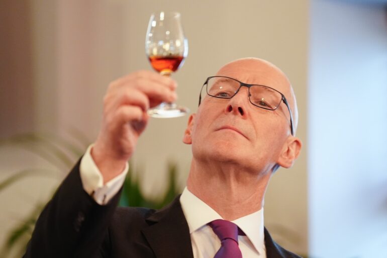 Swinney To Raise Whisky Deal In Talks With US Ambassador