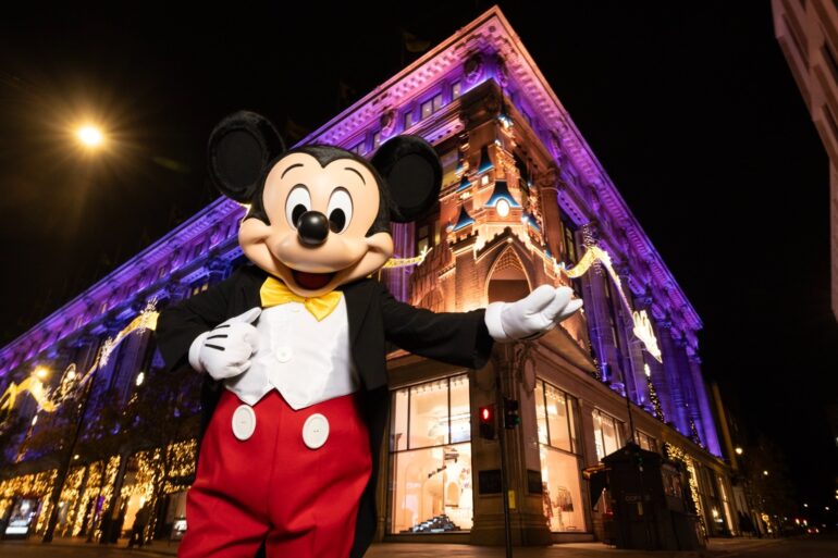 Selfridges And Disney Collaborate For Stores Christmas Window Displays
