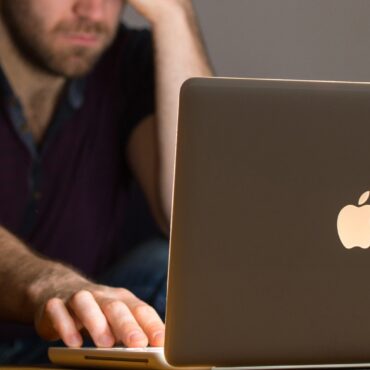 Young Drivers Buying Fake Policies Losing 2000 On Average Says Insurer