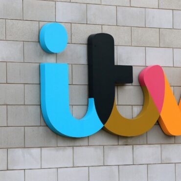 Im A CelebrityGet Me Out Of Here Returns With Overnight Audience Of 66m