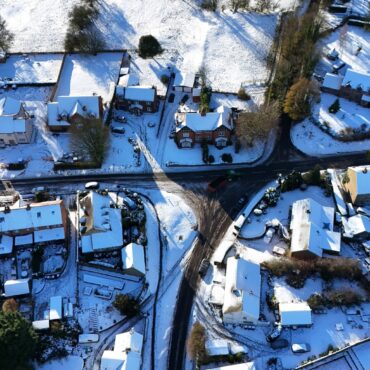 UK Set To See Warmer Weather As Cold Snap Comes To An End