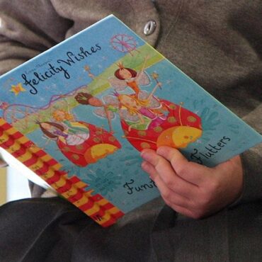 MPs Launch Inquiry Amid Warning Of Generational Shift In Reading For Pleasure