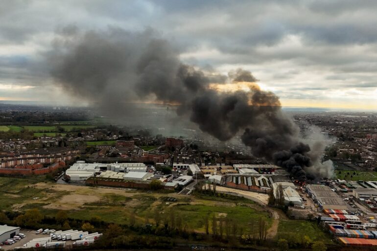 Major Incident Stood Down At London Warehouse Fire
