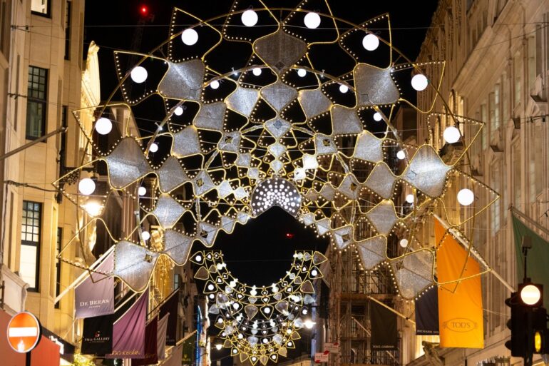 Bond Streets Spectacular Crown Jewels Have Switched On For Christmas
