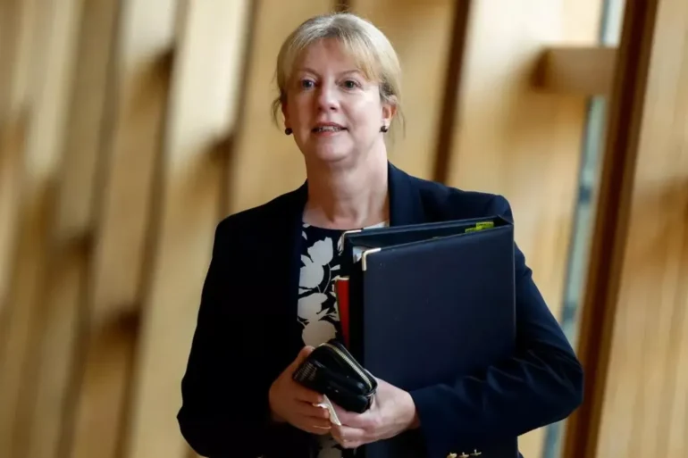 Scottish Finance Secretary Requests Urgent Meeting With Chancellor Before Budget