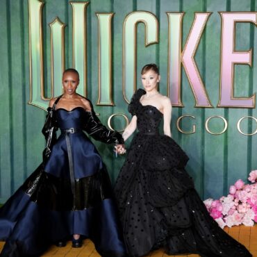 Ariana Grande Paul Mescal And Jacob Elordi Among Golden Globe Awards Nominees