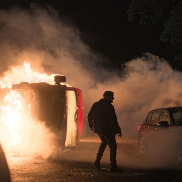 First Look At Coronation Street And Emmerdale Crossover Shows Explosive Crash
