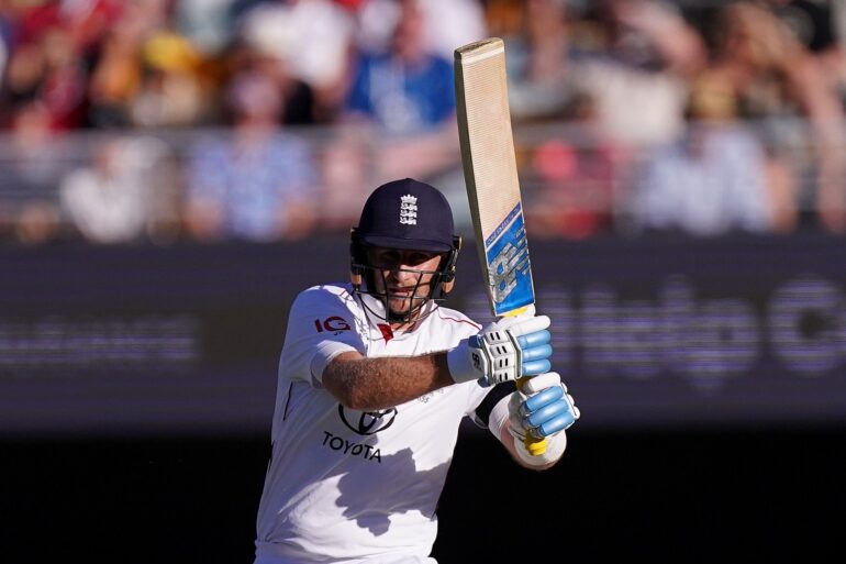 Joe Root Ends Wait For Test Century In Australia To Boost Englands Ashes Hopes