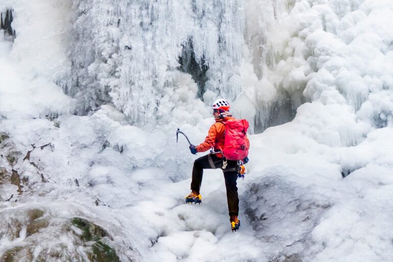 UK Braces For Heavy Snow From Storm Goretti As Amber Warnings Issued