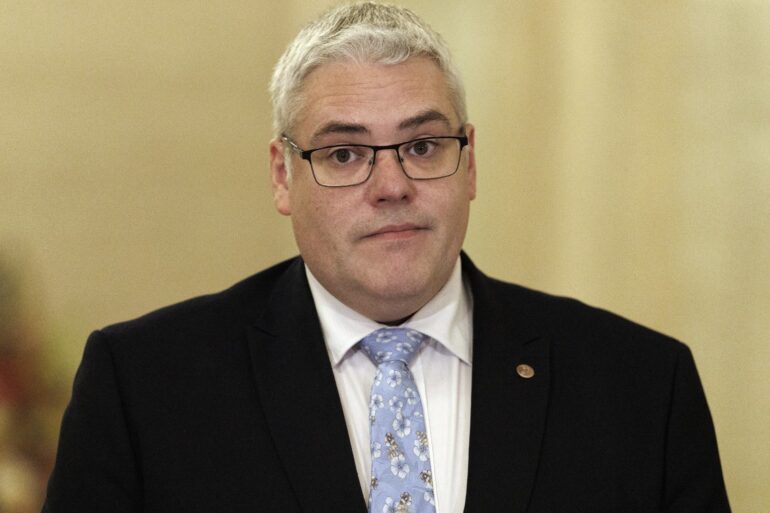 Northern Ireland Faces Stormont Or Starmer Choice  Gavin Robinson