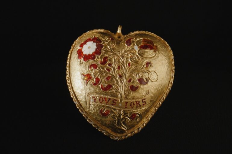 British Museum Raises 35m In Four Months To Save Pendant Linked To Henry VIII